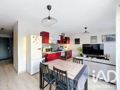 Appartement à La Chapelle-des-Fougeretz (35520)