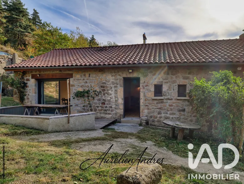 Maison 6 pièces 110 m² · à Nozières · 110 m² · 199 000 €