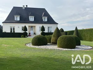 Maison d'architecte à Pont-Audemer (27500)
