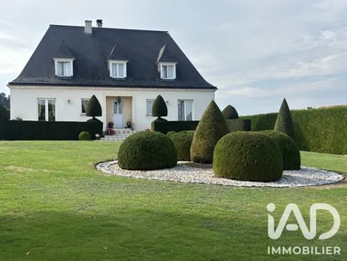 Maison d'architecte à Pont-Audemer (27500)