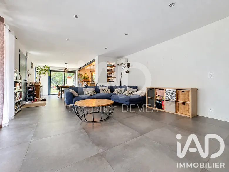 Maison 7 pièces 148 m² · à Villeneuve-lès-Avignon · 148 m² · 549 000 €