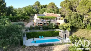 Traditional house in Malemort-du-Comtat (84570)