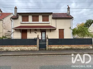 Maison traditionnelle à Oissery (77178)