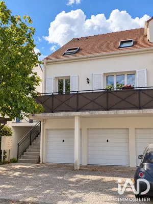 Duplex in Combs-la-Ville (77380)