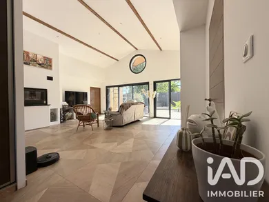 Maison à Issé (44520)
