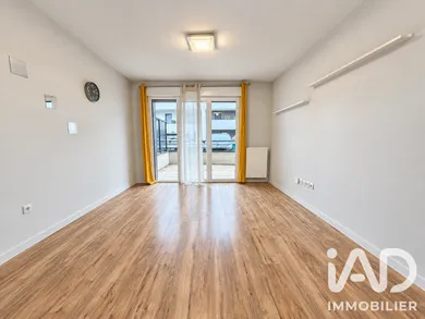Apartment in Le Haillan (33185)