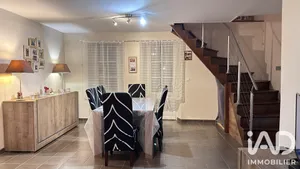 Maison de ville à Tessy-Bocage (50420)