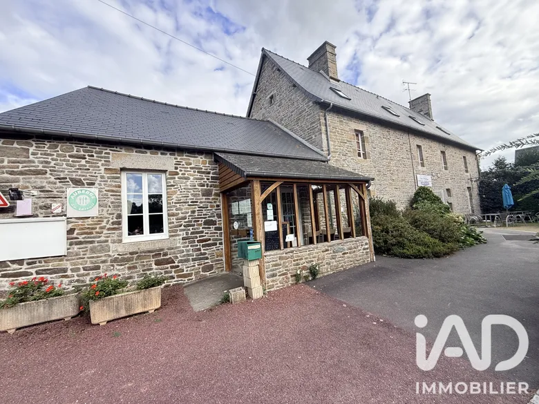 Local commercial 450 m² · à Gavray-sur-Sienne · 450 m² · 99 600 €