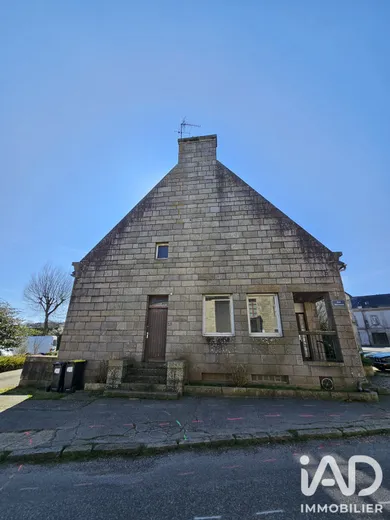 Maison de ville à Guerlesquin (29650)
