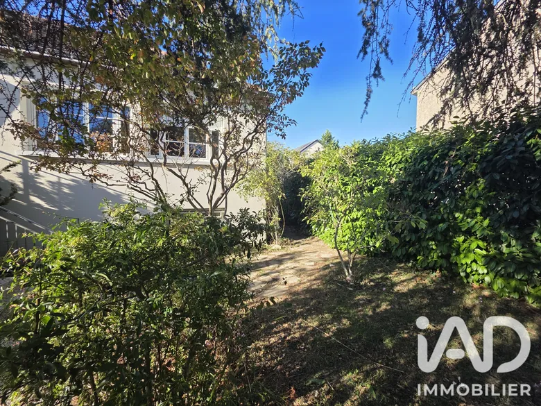 Maison 6 pièces 122 m² · à Joué-lès-Tours · 122 m² · 245 000 €