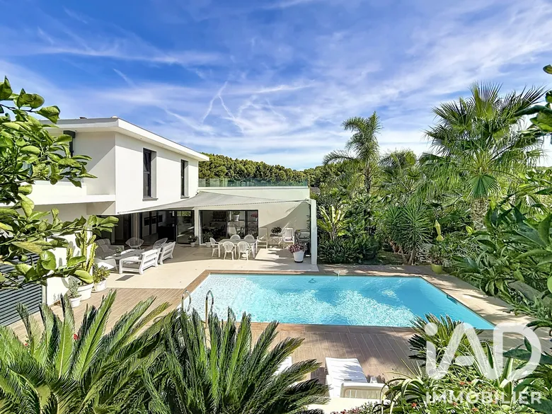 Maison 6 pièces 170 m² · à Bandol · 170 m² · 1 480 000 €