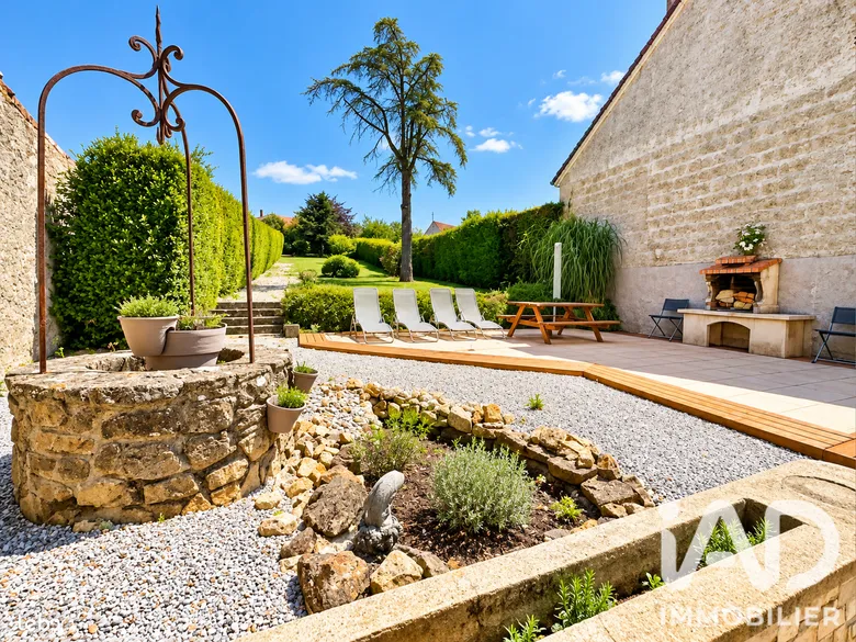Maison 6 pièces 110 m² · à Saint-Léonard · 110 m² · 249 990 €