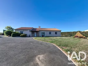 House in Chemillé-en-Anjou (49120)