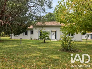 House in Val de Virvée (33240)