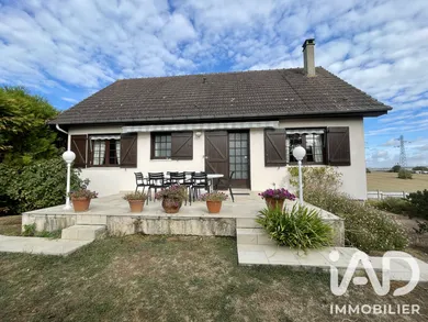 Maison à Saint-Martin-du-Tertre (89100)