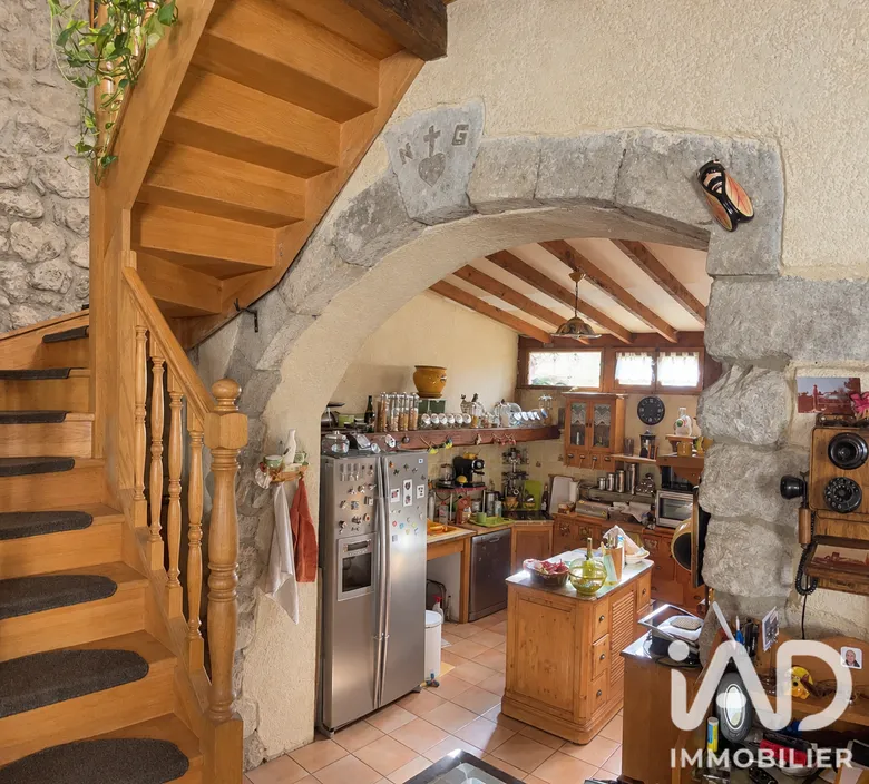 Appartement 3 pièces 75 m² · à Jaujac · 75 m² · 115 000 €