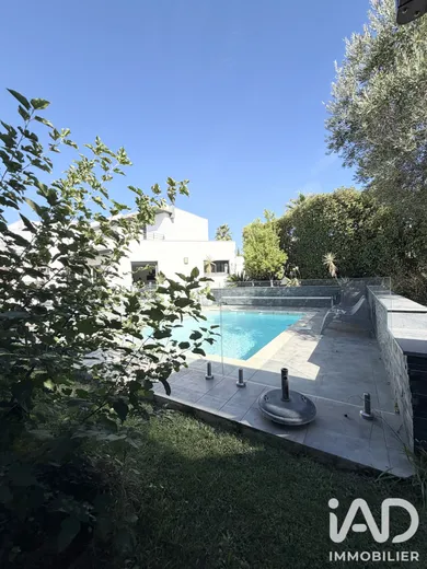 Maison d'architecte à Villeneuve-de-la-Raho (66180)