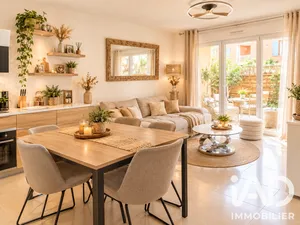 Appartement à Carqueiranne (83320)