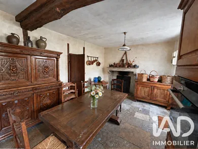 Maison de village à Cruzy-le-Châtel (89740)