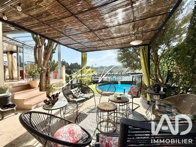 Appartement 3 pièces 110 m² · à Cannes · 110 m² · 530 000 €