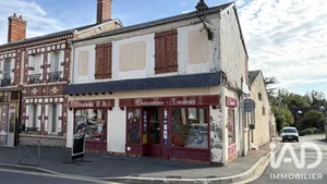 Boutique/Local commercial à La Bazoche-Gouet (28330)