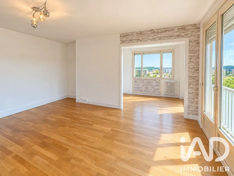 Appartement 4 pièces 80 m² · à Charleville-Mézières · 80 m² · 75 000 €