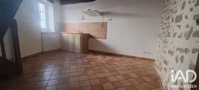 Townhouse in Parthenay (79200)