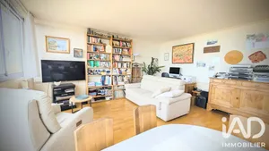 Apartment in Paris (75013)