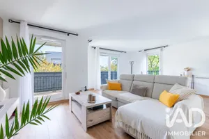 Apartment in Sainte-Geneviève-des-Bois (91700)