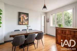 Apartment in Saint-Martin-d'Hères (38400)