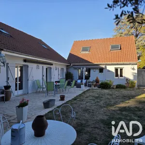 Maison traditionnelle à Le Coudray-Montceaux (91830)