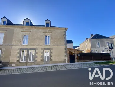 Maison à Champgenéteux (53160)