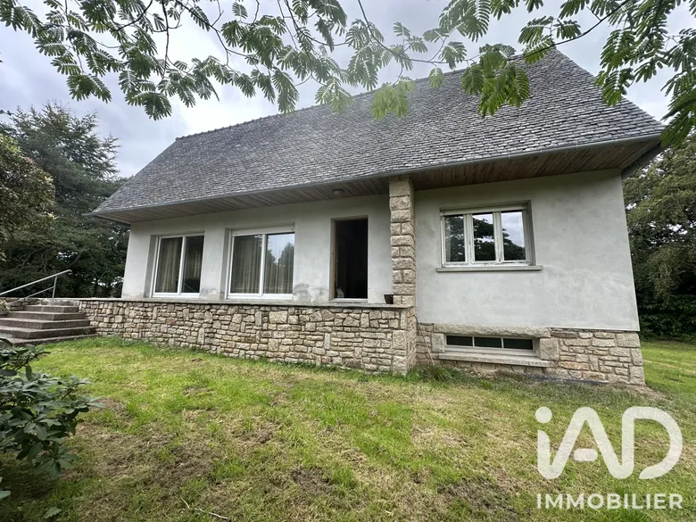 Maison 5 pièces 95 m² · à Garlan · 95 m² · 200 000 €