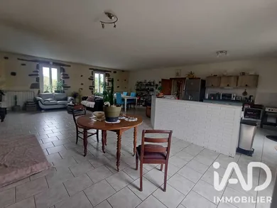 Maison de village à Crevant (36140)