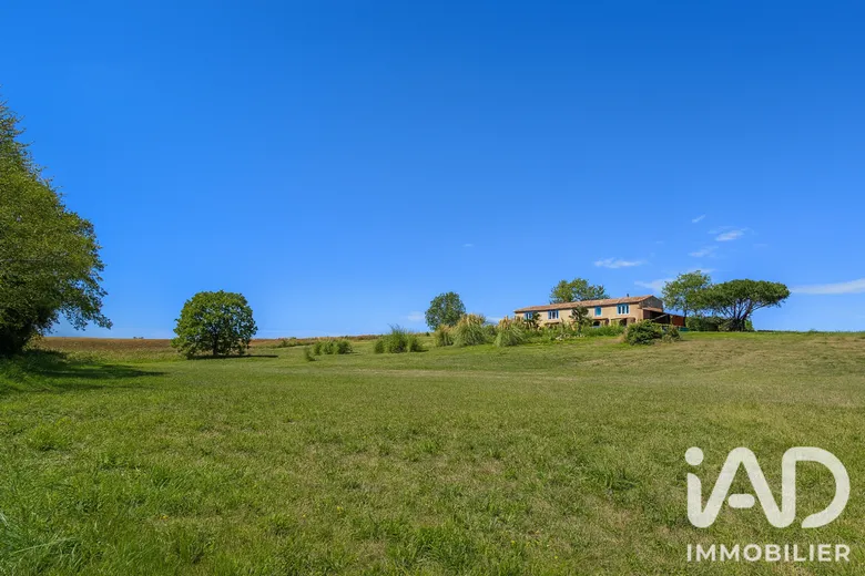 Maison 9 pièces 195 m² · à Fanjeaux · 195 m² · 388 000 €