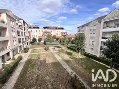 Apartment in Carrières-sous-Poissy (78955)