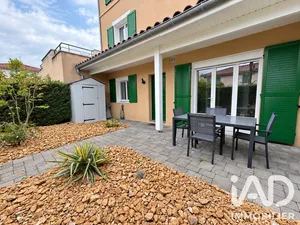 Apartment in Fleurieux-sur-l'Arbresle (69210)