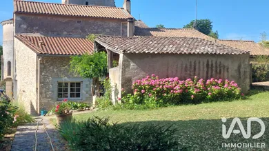 Maison de village à Montcaret (24230)
