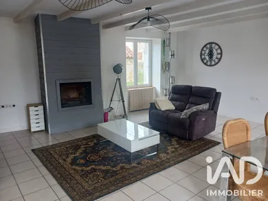 Maison de campagne à Saint-Secondin (86350)