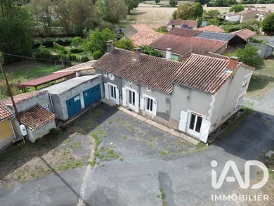 Maison de campagne à Saint-Secondin (86350)