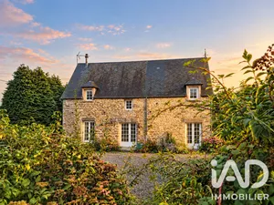 Maison de campagne à Le mesnil Garnier (50450)