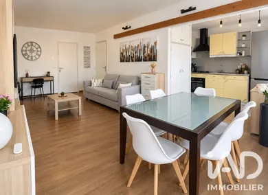 Appartement à Combs-la-Ville (77380)