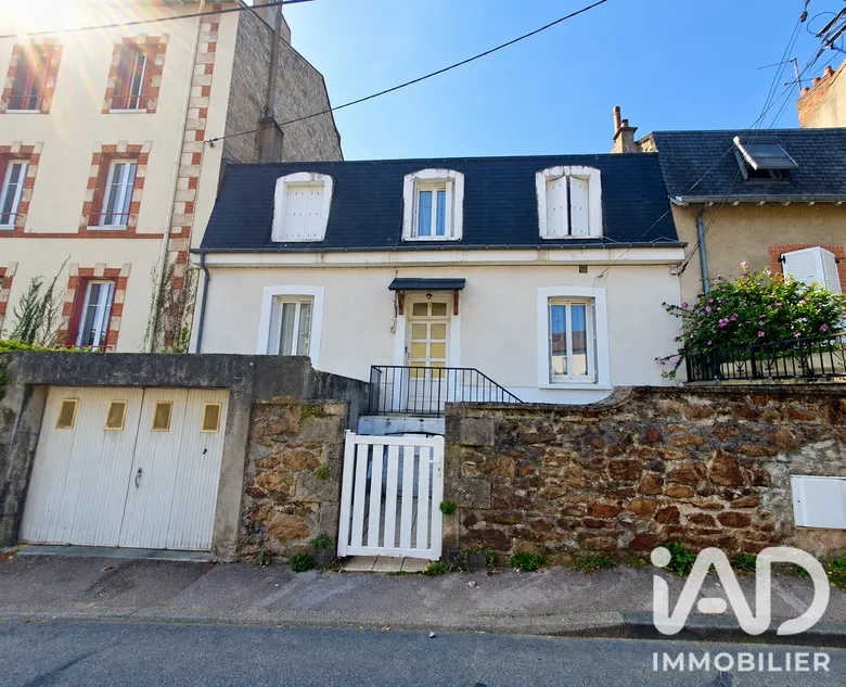 Immeuble 2 pièces 149 m² · à Limoges · 149 m² · 310 000 €