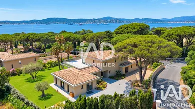 Maison à Grimaud (83310)