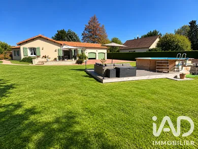 Maison de campagne à Pompaire (79200)