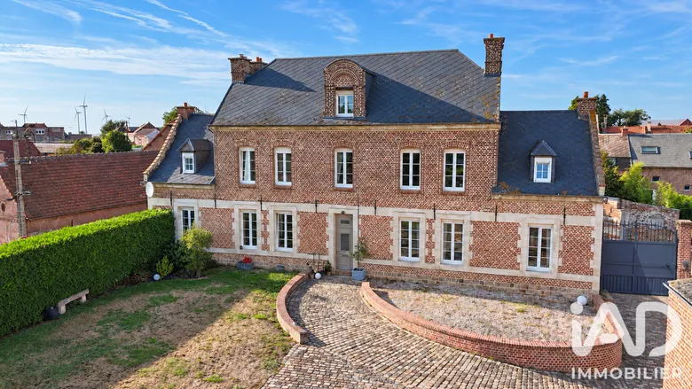 Maison 7 pièces 267 m² · à Villers-en-Cauchies · 267 m² · 499 000 €