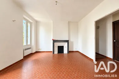 Appartement à Solliès-Pont (83210)