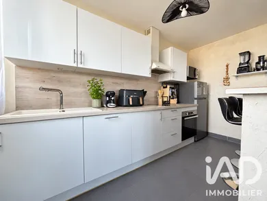 Appartement à Roissy-en-Brie (77680)