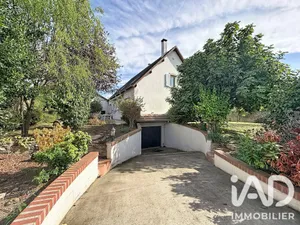 Maison traditionnelle à Liverdy-en-Brie (77220)