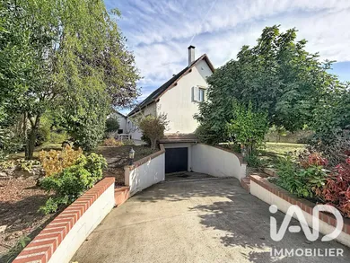 Maison traditionnelle à Liverdy-en-Brie (77220)